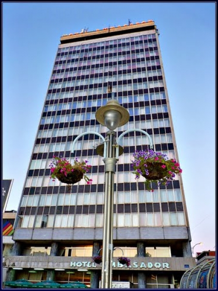 Ambasador 1