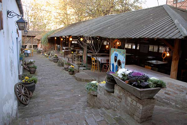 Kafana Dačo 15