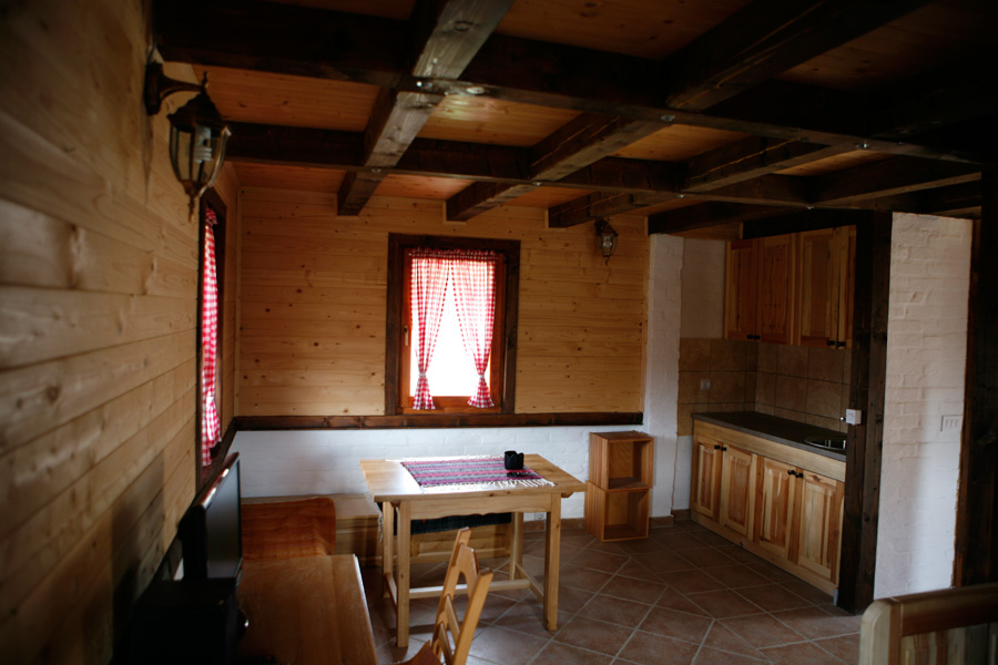 Turističko rekreativni centar Momčilo Čeković 10