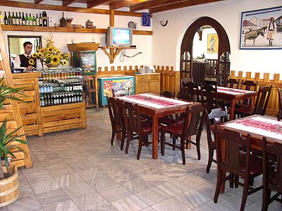 Nacionalna kuća Bajo 8