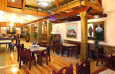 Nacionalna kuća Bajo 7