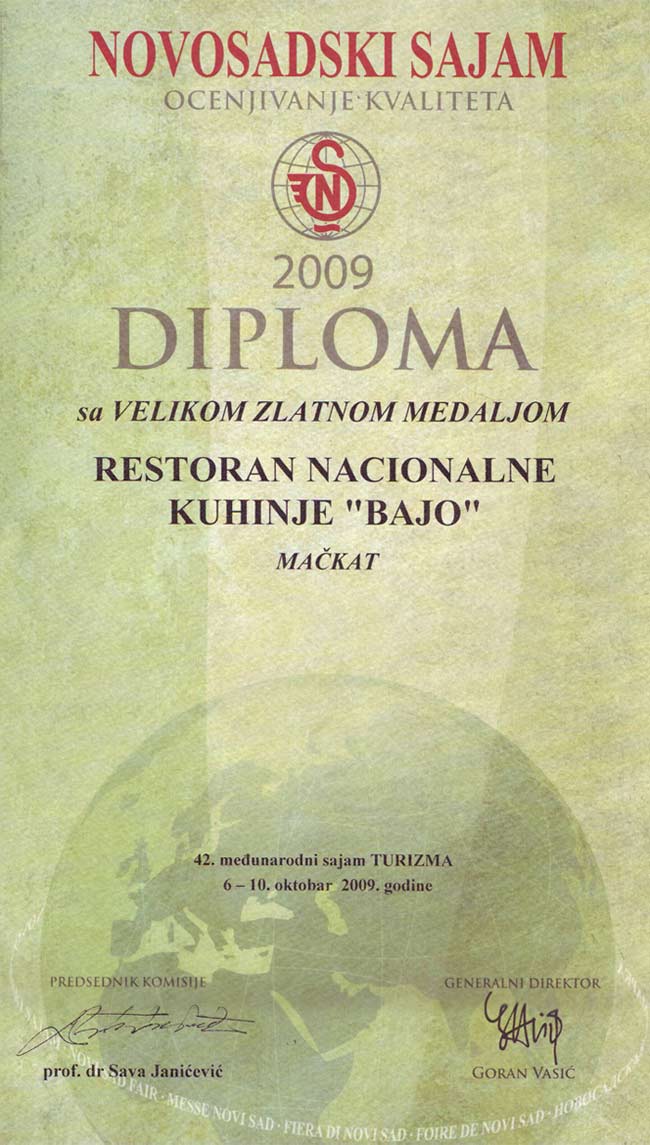 Nacionalna kuća Bajo 20