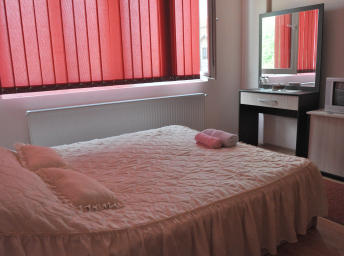 Majesty Apartments 8