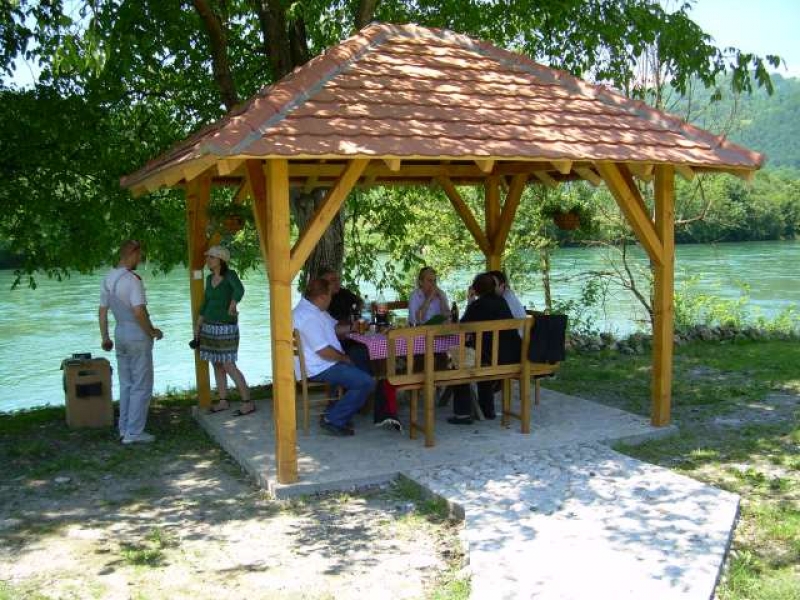 Domaćinstvo Tadića Vajati 5