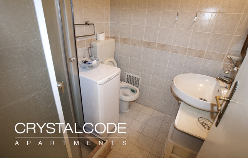 Green Crystal Code 12