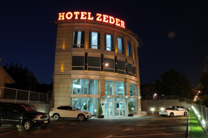 Zeder 1